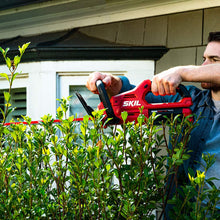 SKIL PWR CORE 40 Brushless 40V 24” Cordless Hedge Trimmer Kit with Dual Action Blade, 3/4'' Cut Capacity, Includes 2.5Ah Battery and Auto PWR Jump Charger - HT4221-10