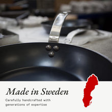 Made In Cookware - Carbon Steel Griddle + Grill Press - (Like Cast Iron, but Better) - Professional Cookware - Crafted in Sweden - Induction Compatible