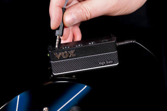 Vox amPlug 3 High Gain Headphone Guitar Amplifier w/ 2 Channels, Stereo Effects, Built-in Rhythms, and Aux in Jack