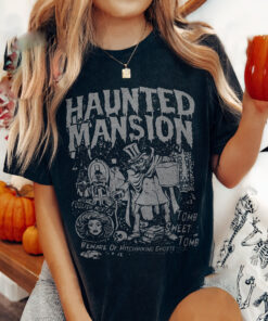 Vintage Haunted Mansion Shirt, The Haunted Mansion Shirt, Retro Disney Halloween Shirt, Halloween Haunted Mansion Shirt
