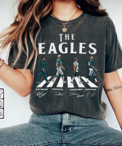 Eagles Walking Abbey Road Signatures Football Shirt, Nick Sirianni, Jalen Hurts, D'Andre Swift, Jason Kelce, Philadelphia Vintage